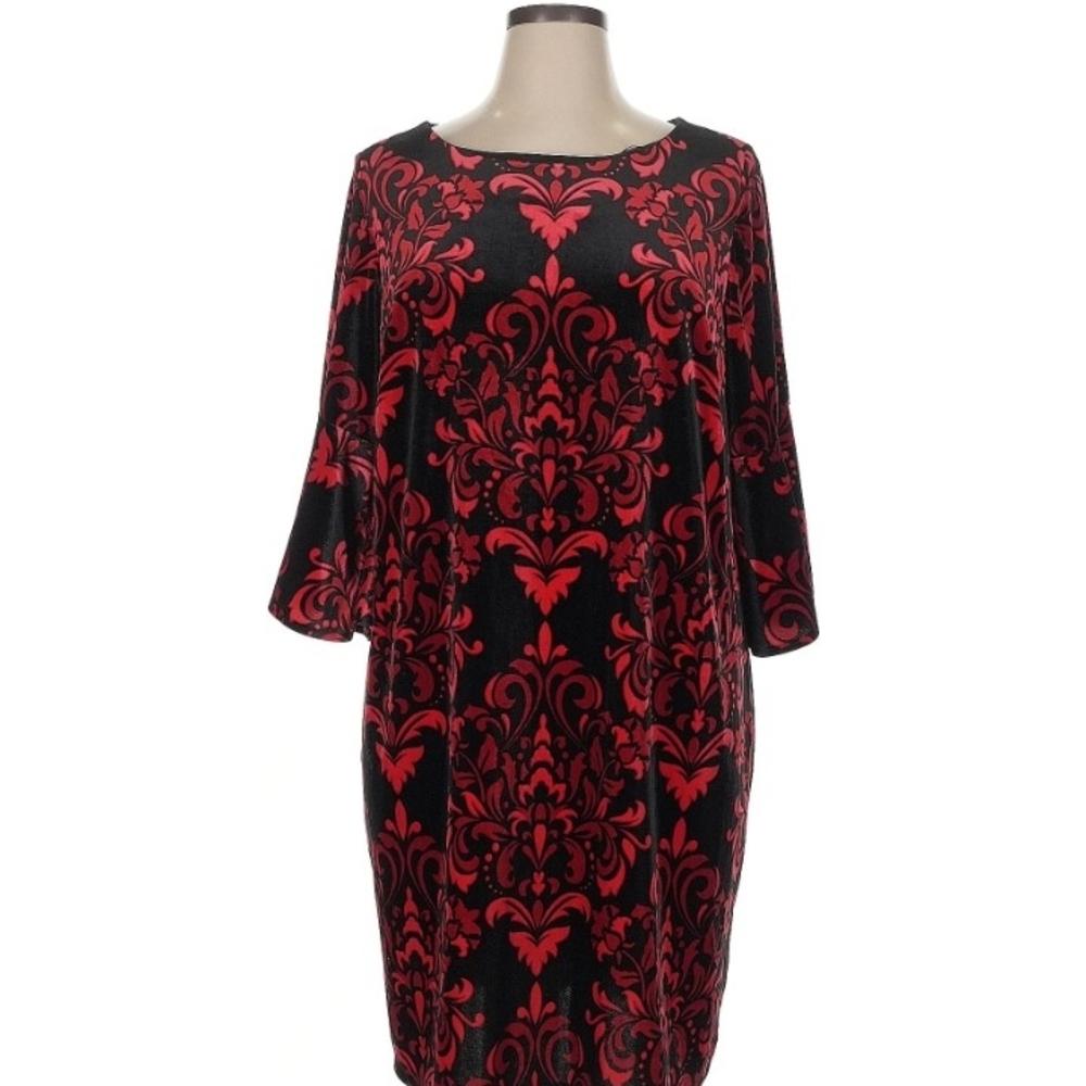 Studio One Red and Black Long Sleeve Dress